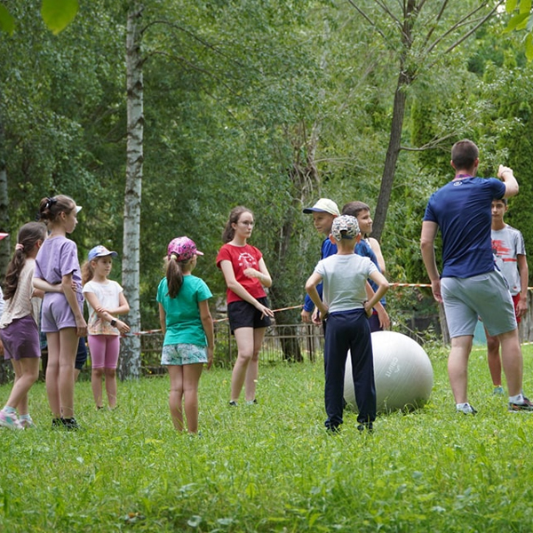 Tabara „Sfintii Romani - prietenii nostri”